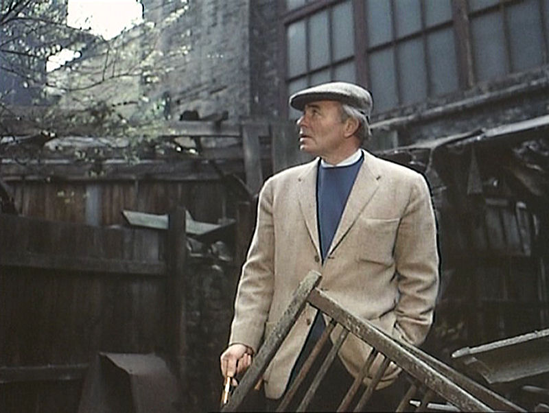 James Mason in The London Nobody Knows