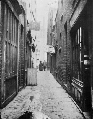 Click image for larger version

Name:	Spectacle_Alley.jpg
Views:	1663
Size:	38.6 KB
ID:	756857