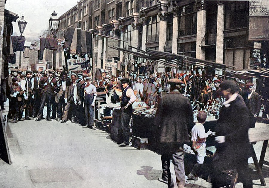 Click image for larger version

Name:	peticoat-Lane-1888.jpg
Views:	451
Size:	194.1 KB
ID:	763064