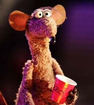 Click image for larger version

Name:	Rizzo_the_Rat.jpg
Views:	177
Size:	21.0 KB
ID:	792673