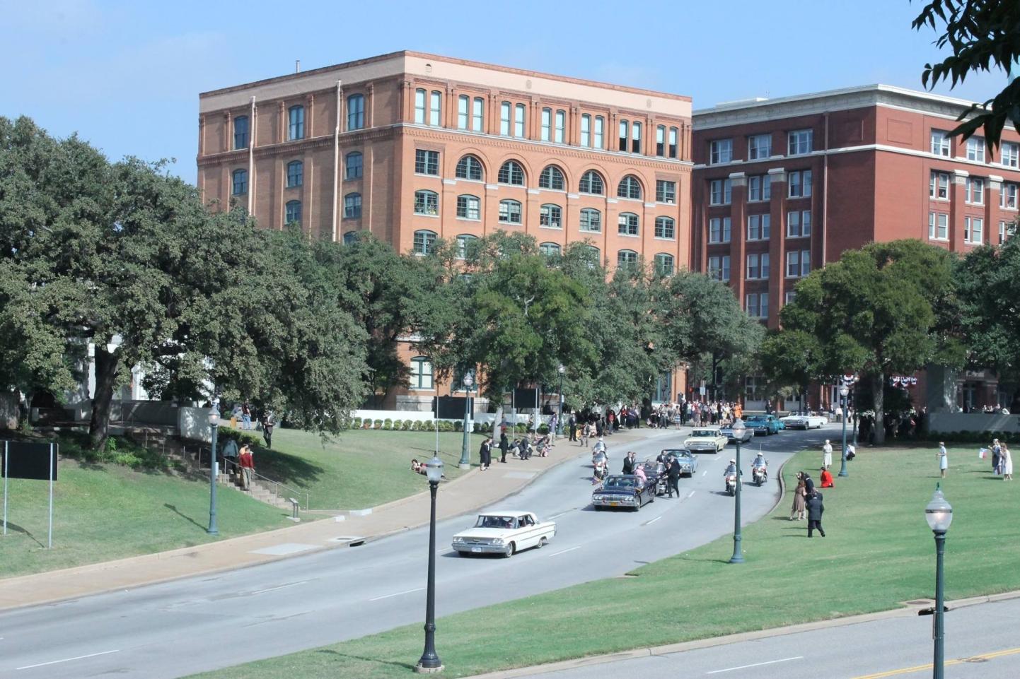 Click image for larger version

Name:	Motorcade-Reenactment-For-The-Film-LBJ--November-2-2015.jpg
Views:	342
Size:	226.5 KB
ID:	809642