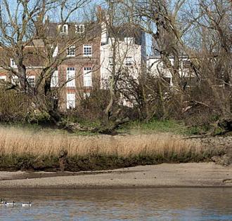 Click image for larger version

Name:	The Osiers.jpg
Views:	0
Size:	112.5 KB
ID:	863132